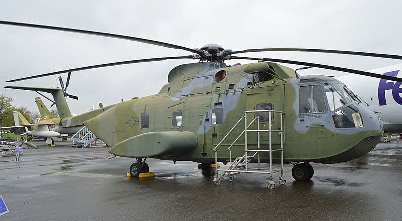 Sikorsky HH-3E Jolly Green Giant - helicopter in Vietnam war